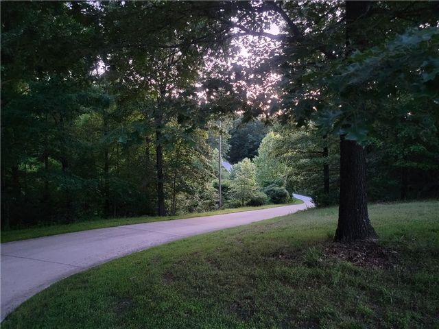 4342 Harmon Road, Harrison, AR 72601