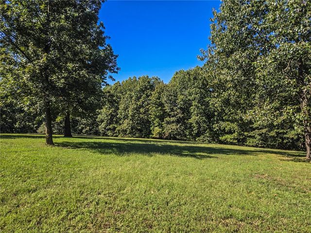 4342 Harmon Road, Harrison, AR 72601