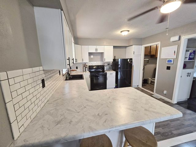 728 N 4th St, Salina, KS 67401