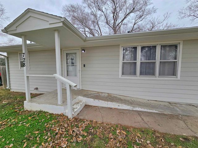 728 N 4th St, Salina, KS 67401