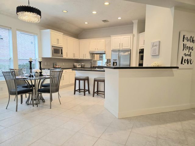 13819 Threadall Park Drive, Houston, TX 77077
