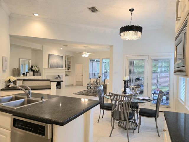 13819 Threadall Park Drive, Houston, TX 77077