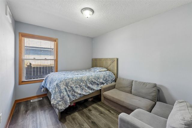 738 SE 26th Court, Des Moines, IA 50317