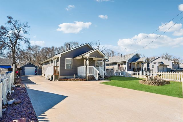 738 SE 26th Court, Des Moines, IA 50317