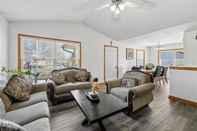 738 SE 26th Court, Des Moines, IA 50317