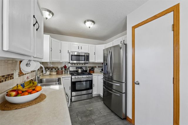 738 SE 26th Court, Des Moines, IA 50317