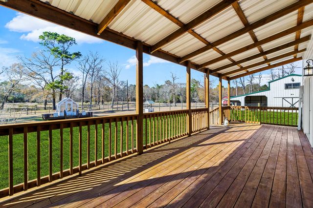 500 State Highway 156, Point Blank, TX 77364