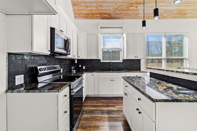 500 State Highway 156, Point Blank, TX 77364