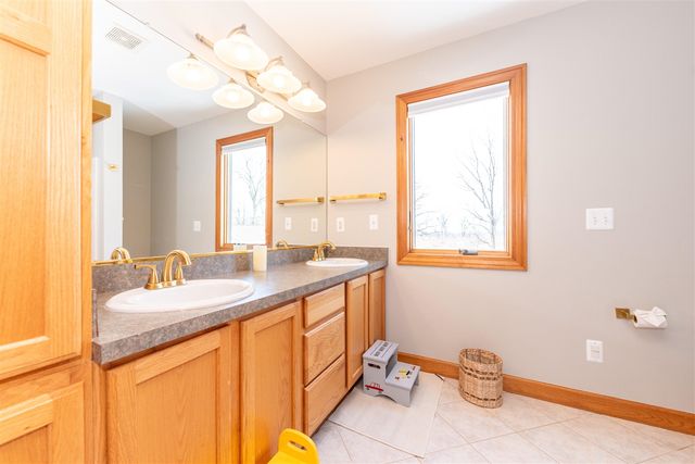 5215 Vaughn Road, Dexter, MI 48130