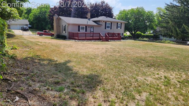 553 Stirling Street, Pontiac, MI 48340