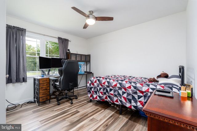93 EASTHAM RD, Bumpass, VA 23024