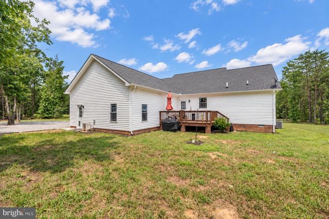 93 EASTHAM RD, Bumpass, VA 23024