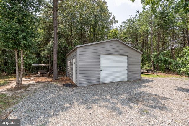 93 EASTHAM RD, Bumpass, VA 23024