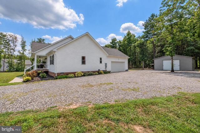 93 EASTHAM RD, Bumpass, VA 23024