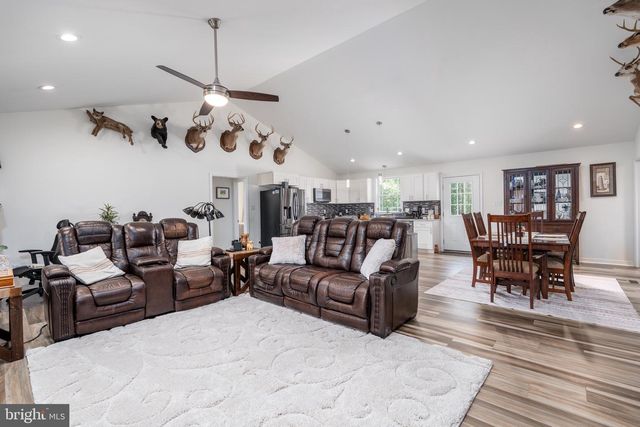 93 EASTHAM RD, Bumpass, VA 23024