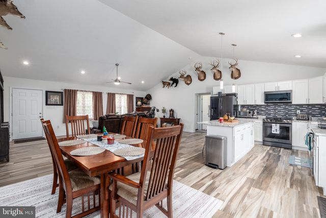 93 EASTHAM RD, Bumpass, VA 23024