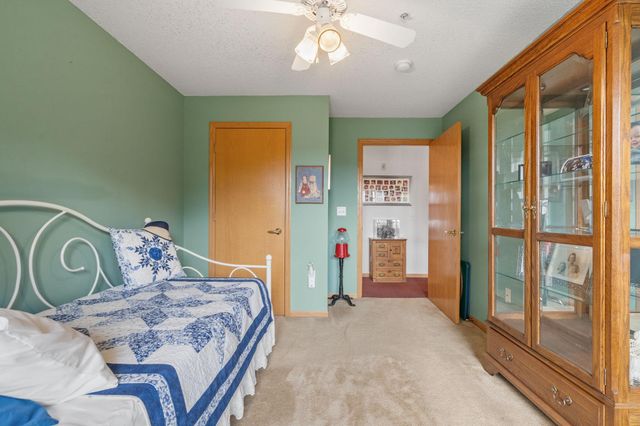 2231 Penn Place 114, North Saint Paul, MN 55109