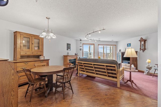 2231 Penn Place 114, North Saint Paul, MN 55109
