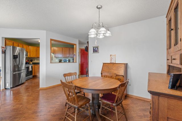 2231 Penn Place 114, North Saint Paul, MN 55109