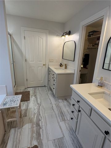 3955 Shannendoah Lane, Springdale, AR 72762