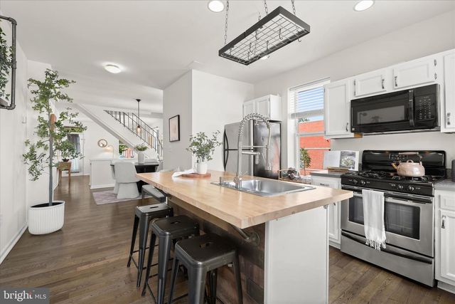 858 W 32ND ST, Baltimore, MD 21211