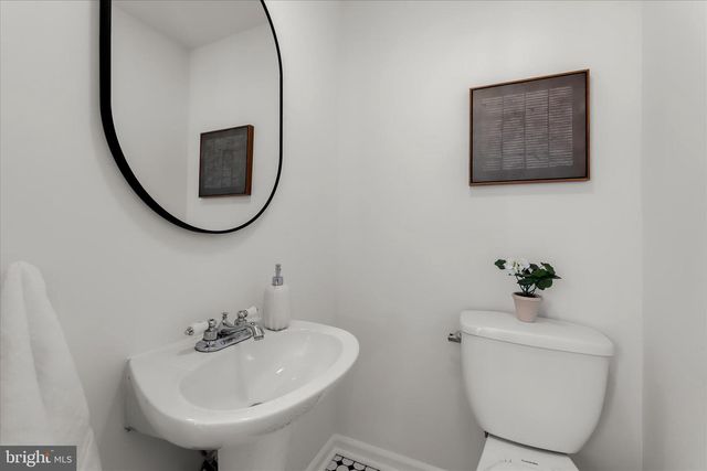 858 W 32ND ST, Baltimore, MD 21211