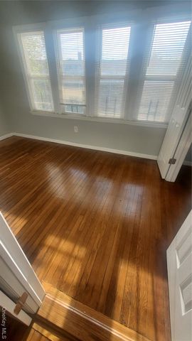 269 S Fulton Avenue 2nd Floor, Mount Vernon, NY 10553