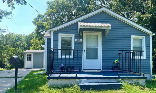 810 N Grand Avenue, Independence, MO 64050