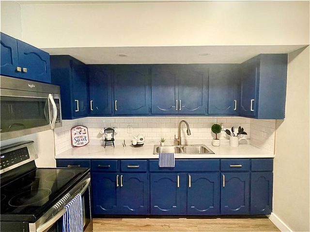 810 N Grand Avenue, Independence, MO 64050