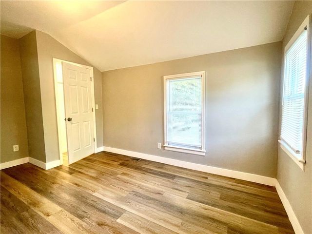 810 N Grand Avenue, Independence, MO 64050