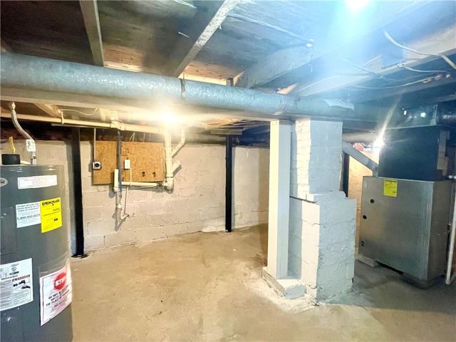 810 N Grand Avenue, Independence, MO 64050