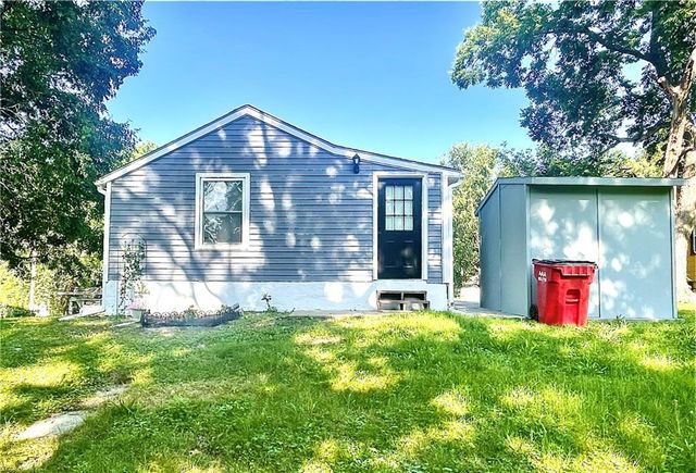 810 N Grand Avenue, Independence, MO 64050