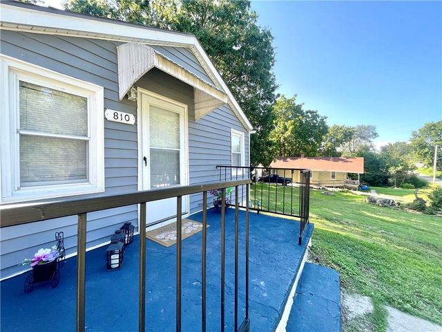 810 N Grand Avenue, Independence, MO 64050