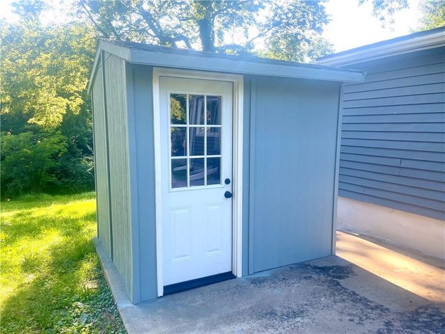 810 N Grand Avenue, Independence, MO 64050