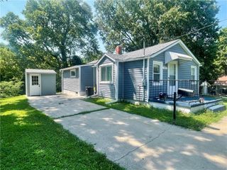 810 N Grand Avenue, Independence, MO 64050