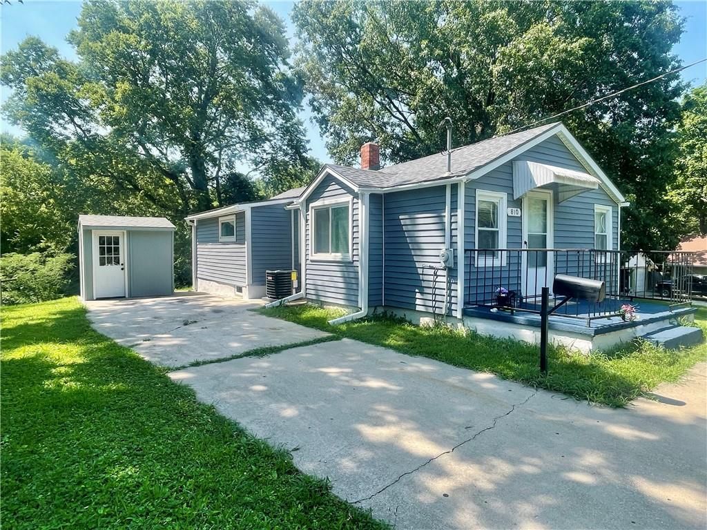 810 N Grand Avenue, Independence, MO 64050