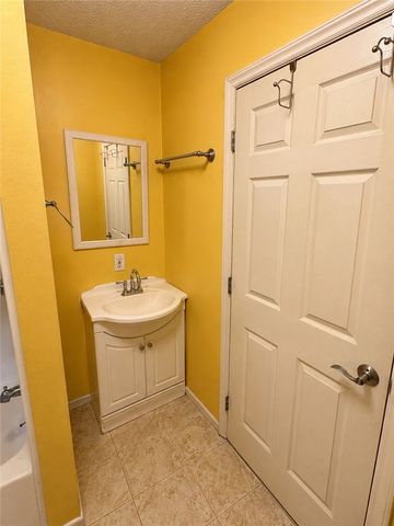 138 Cloverdale Drive, Seneca, SC 29678