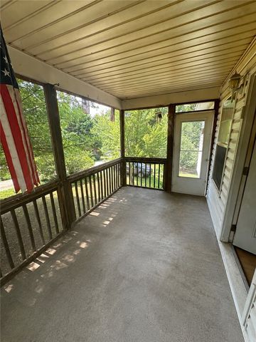138 Cloverdale Drive, Seneca, SC 29678