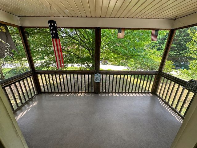 138 Cloverdale Drive, Seneca, SC 29678