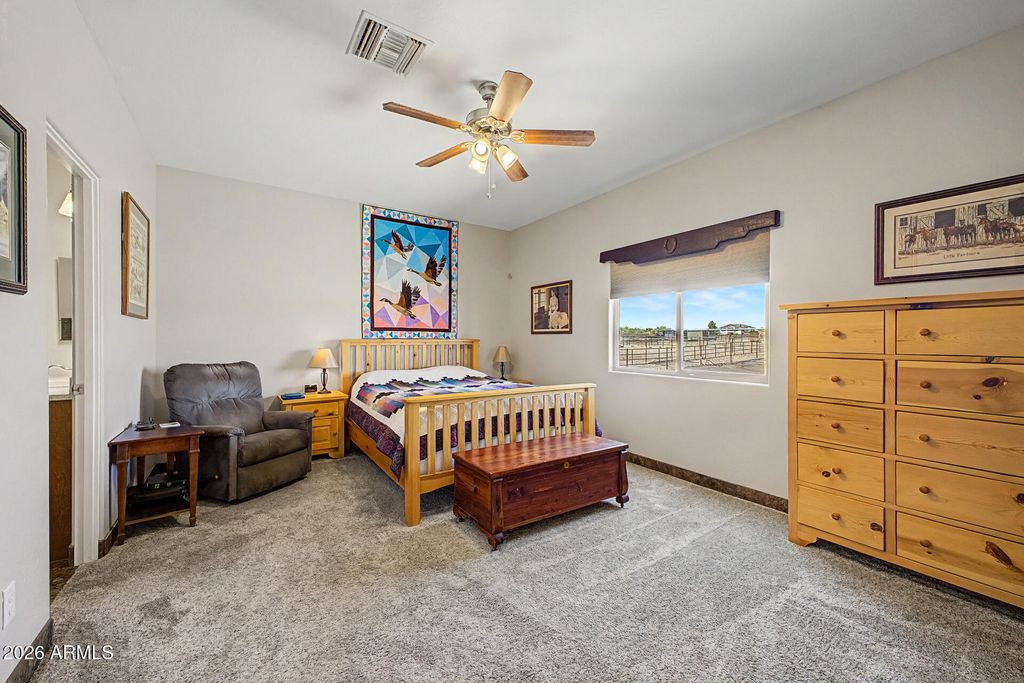 Image 15 of property listing at 21226 W GALVIN Street, Wittmann, AZ 85361