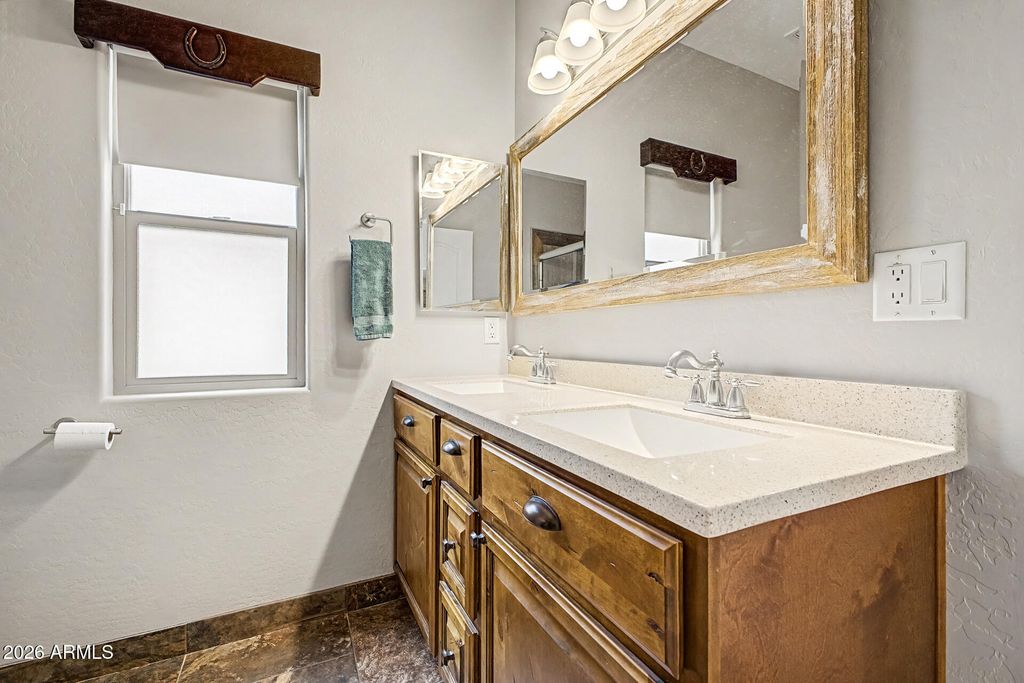 Image 18 of property listing at 21226 W GALVIN Street, Wittmann, AZ 85361