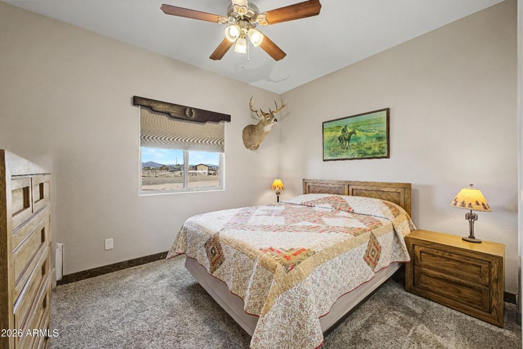 Image 21 of property listing at 21226 W GALVIN Street, Wittmann, AZ 85361