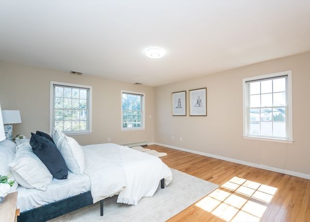 10 Rosegate Road, Needham, MA 02494