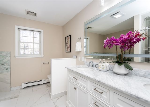 10 Rosegate Road, Needham, MA 02494