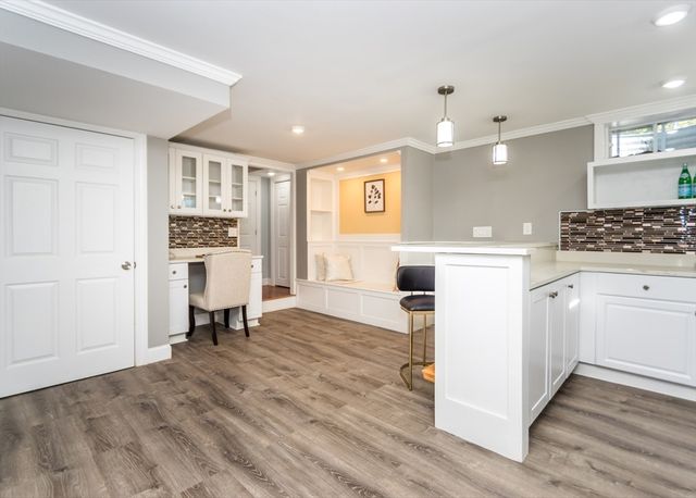 10 Rosegate Road, Needham, MA 02494