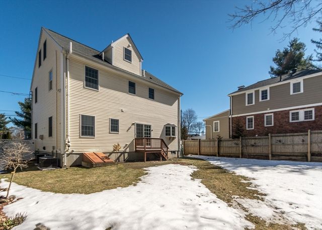 10 Rosegate Road, Needham, MA 02494
