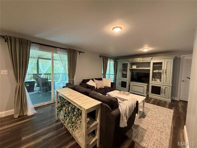 1953 Woodland Court, Wentzville, MO 63385