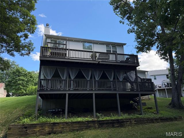 1953 Woodland Court, Wentzville, MO 63385