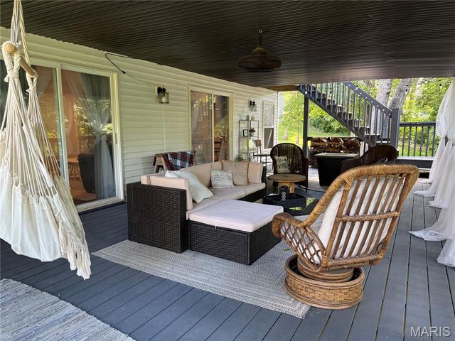 1953 Woodland Court, Wentzville, MO 63385