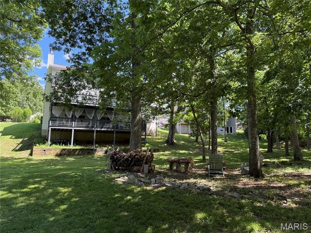 1953 Woodland Court, Wentzville, MO 63385